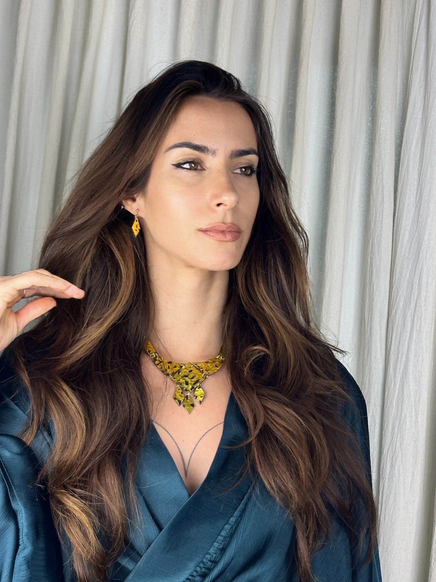 THE EMPRESS NECKLACE & EARRINGS SET • GOLD