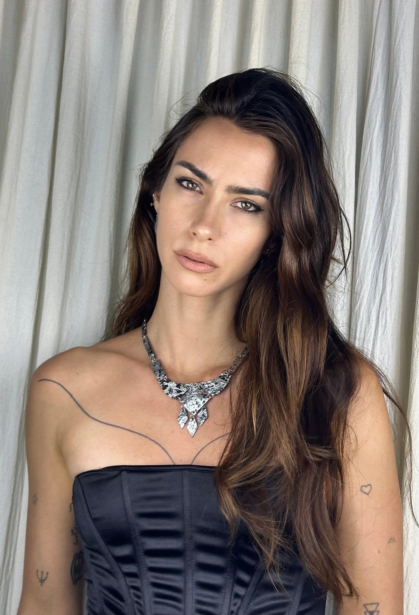 THE EMPRESS NECKLACE & EARRINGS SET • SILVER