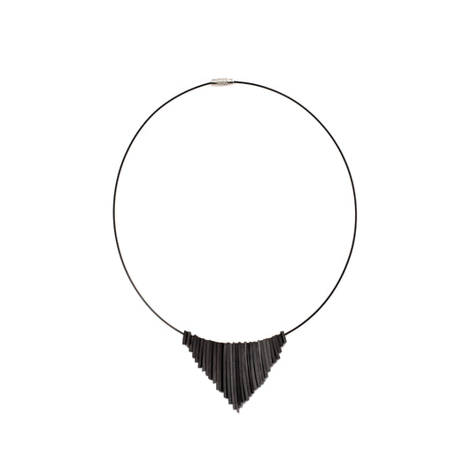 PETITE RAVEN NECKLACE